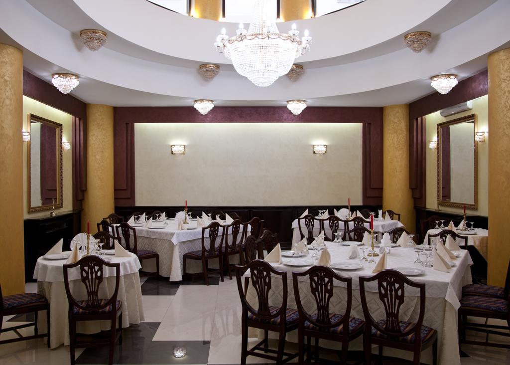 Majestic Hotel&Restaurant Iasi Exterior foto